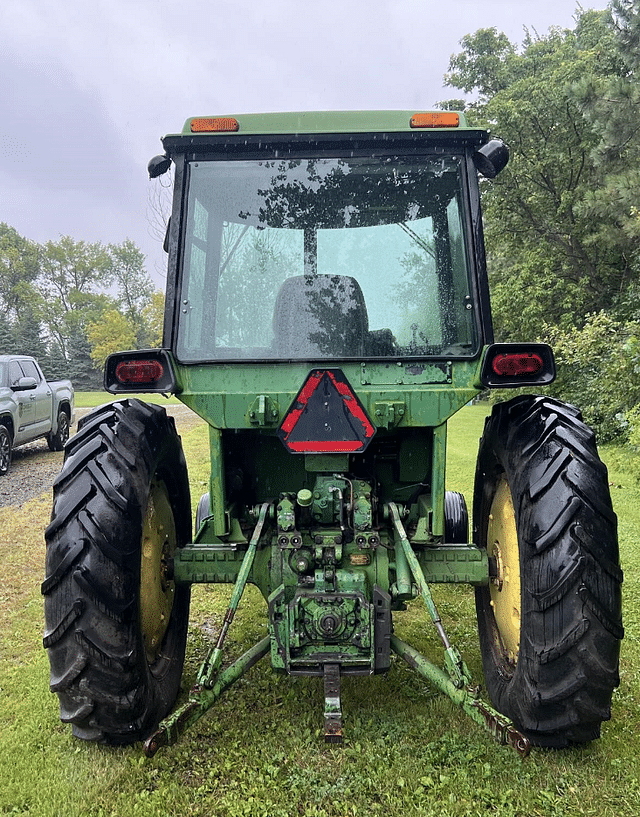 Image of John Deere 4230 equipment image 3