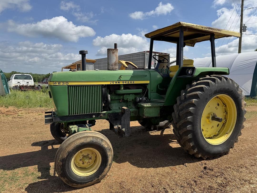 Image of John Deere 4230 Primary image