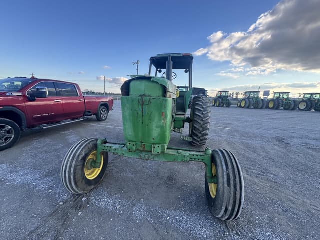 Image of John Deere 4230 equipment image 2