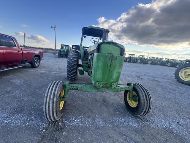 Image of John Deere 4230 equipment image 3