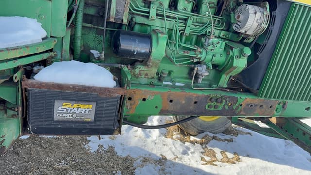 Image of John Deere 4230 equipment image 4