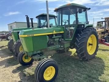 Main image John Deere 4230