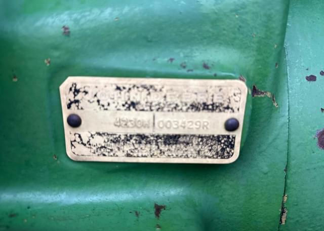 Image of John Deere 4230 equipment image 2