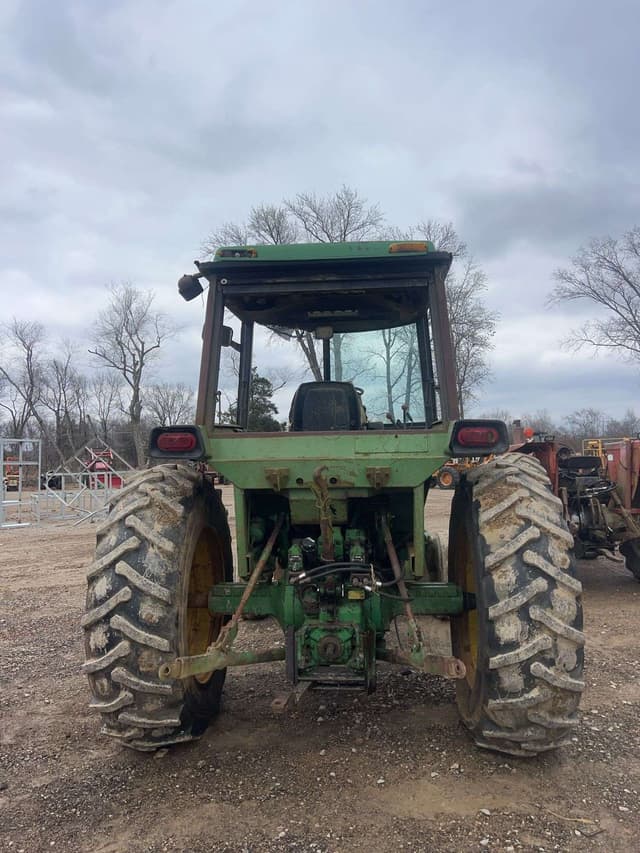 Image of John Deere 4230 equipment image 2