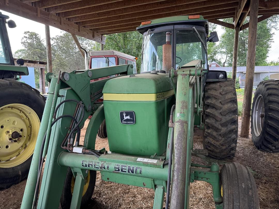Image of John Deere 4230 Primary image