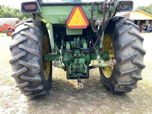 Image of John Deere 4230 equipment image 4