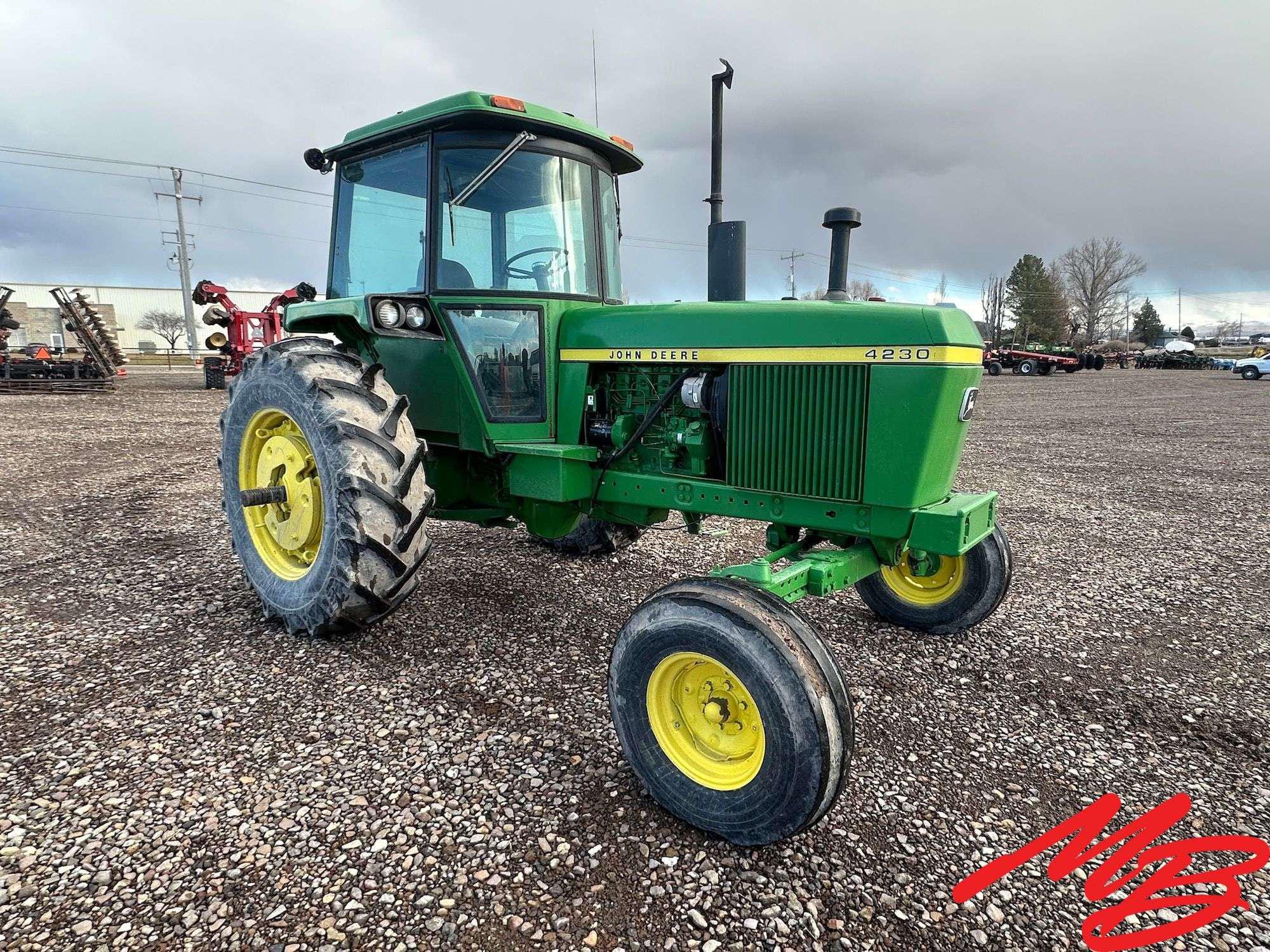 Main image John Deere 4230