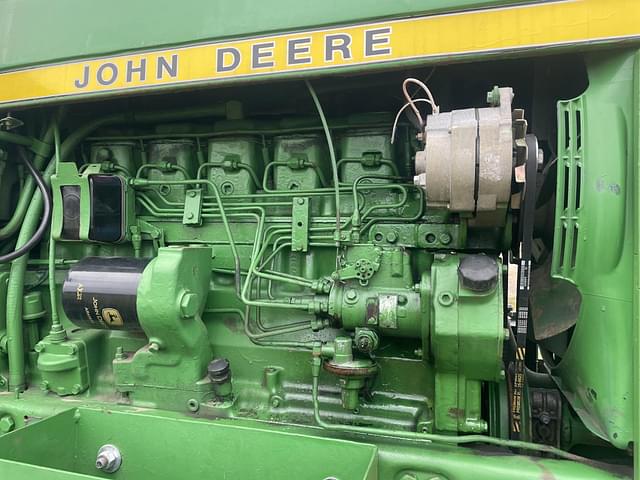 Image of John Deere 4230 equipment image 3