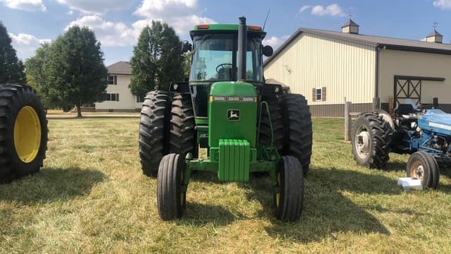 Image of John Deere 4230 equipment image 1