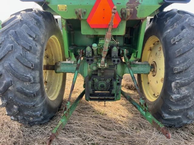 Image of John Deere 4230 equipment image 4