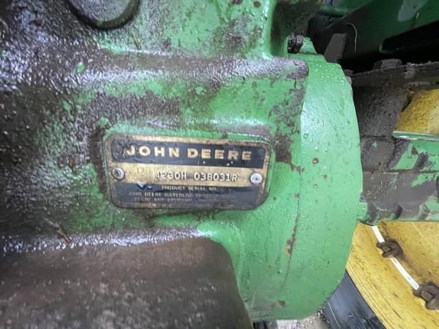 Image of John Deere 4230 equipment image 3