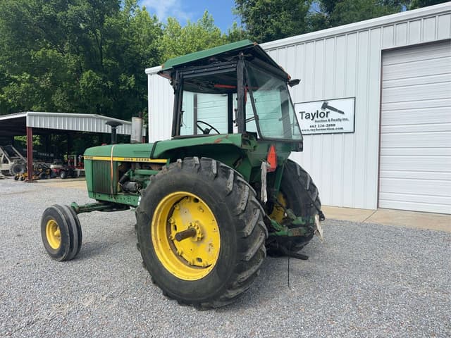Image of John Deere 4230 equipment image 2