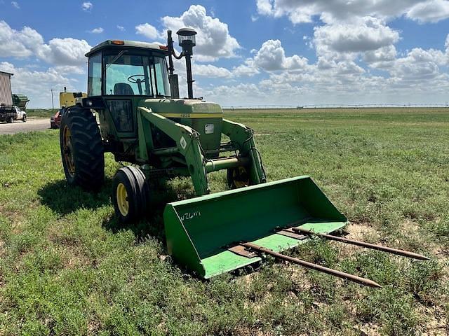 Image of John Deere 4230 Image 1