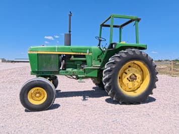 Main image John Deere 4230