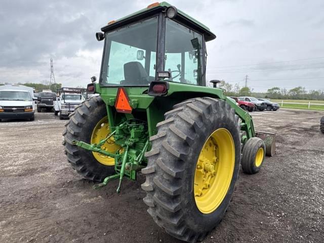 Image of John Deere 4230 equipment image 2