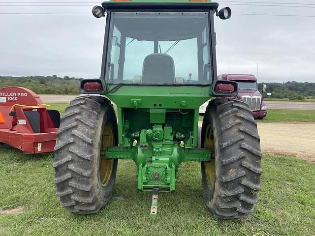 Image of John Deere 4230 equipment image 3