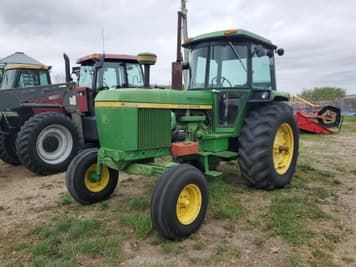 Main image John Deere 4230