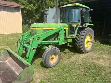 Main image John Deere 4230