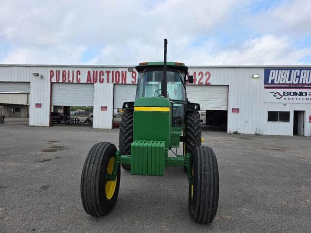 Image of John Deere 4230 equipment image 2