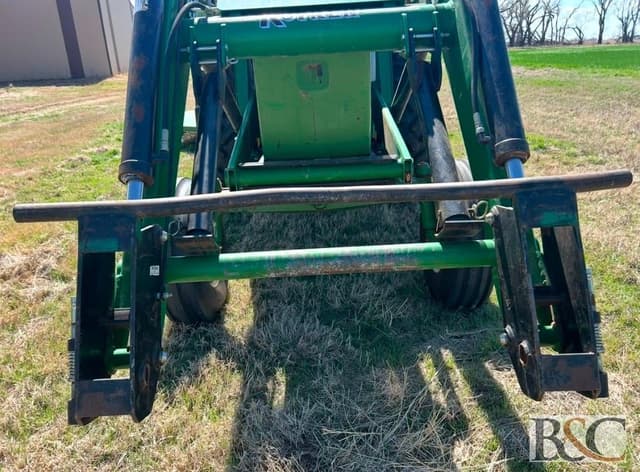 Image of John Deere 4230 equipment image 4
