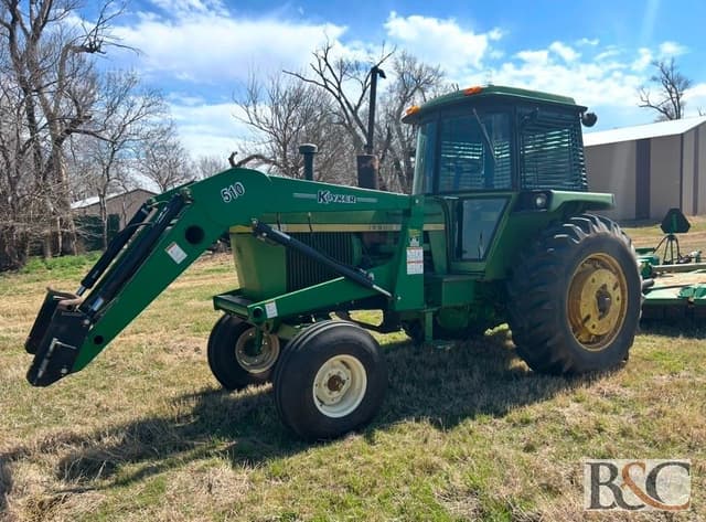 Image of John Deere 4230 equipment image 2