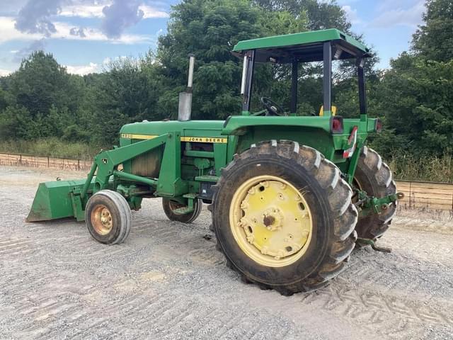 Image of John Deere 4230 equipment image 3