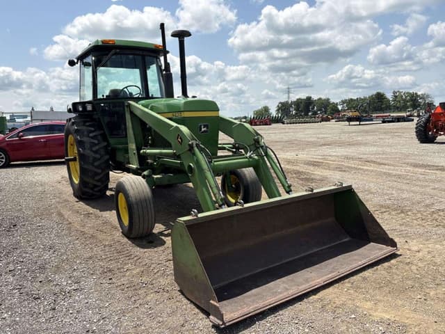 Image of John Deere 4230 equipment image 4
