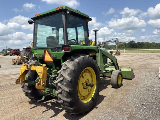 Image of John Deere 4230 equipment image 3