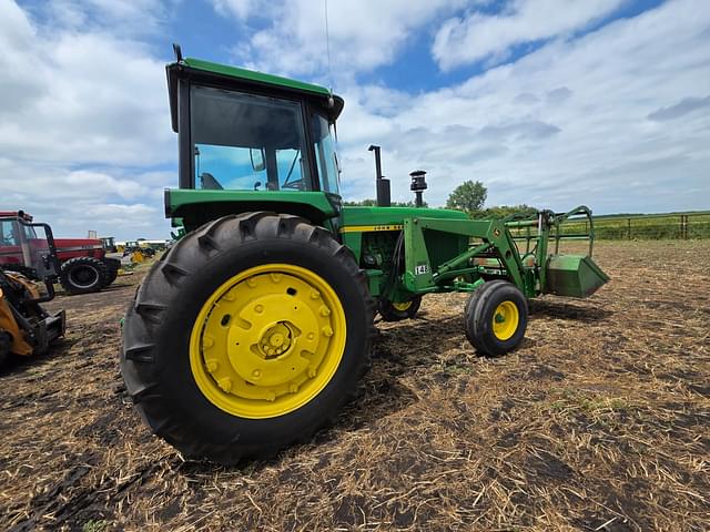 Image of John Deere 4230 equipment image 3