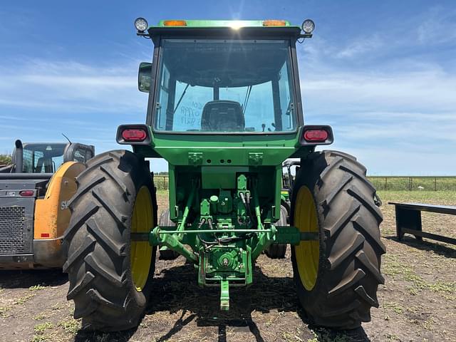 Image of John Deere 4230 equipment image 4