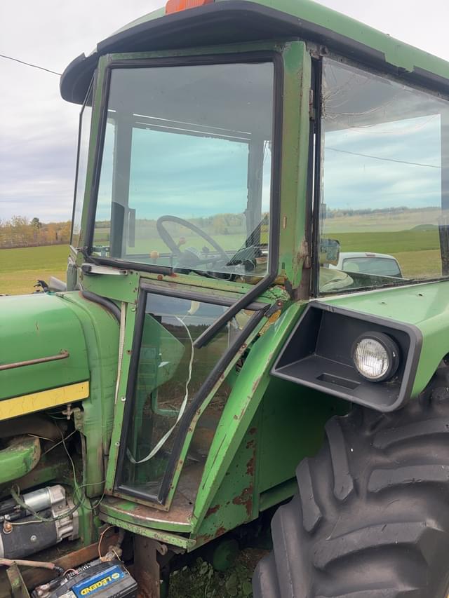 Image of John Deere 4230 equipment image 4