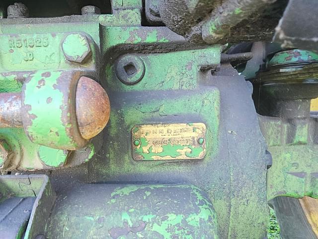 Image of John Deere 4230 equipment image 4