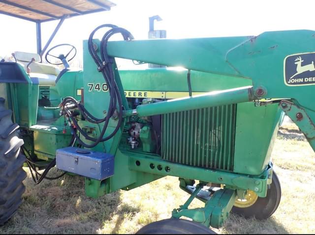 Image of John Deere 4230 equipment image 4