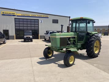 Main image John Deere 4230