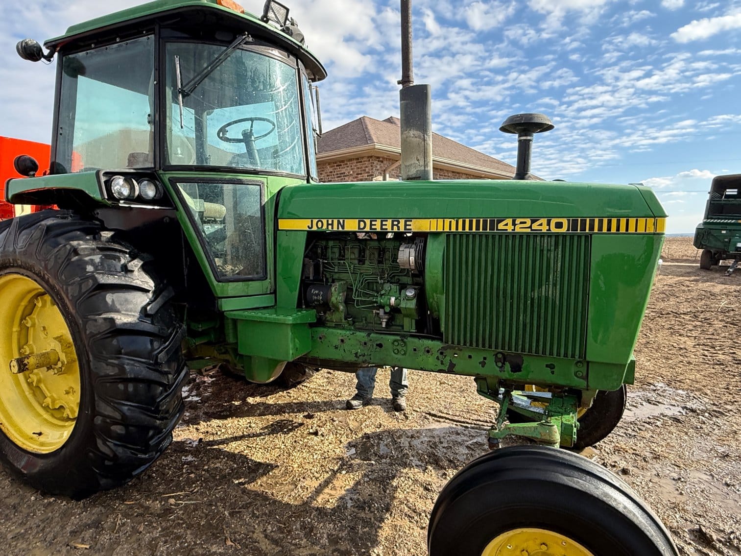 1979 John Deere 4240 Equipment Image0