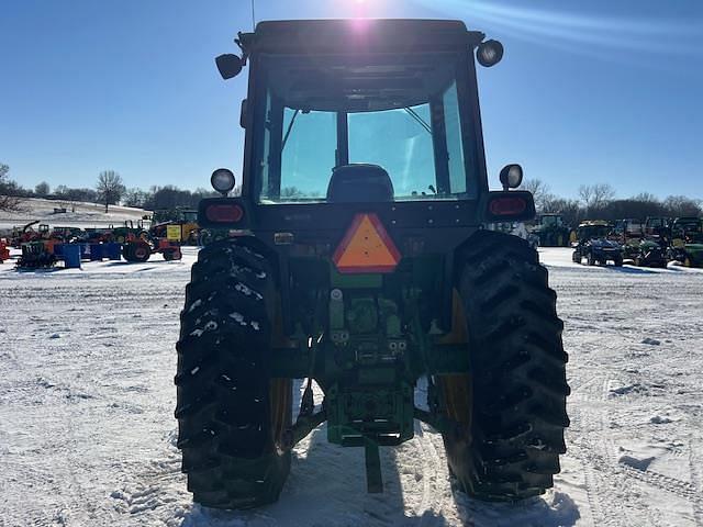 Image of John Deere 4240 equipment image 3