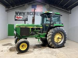 John Deere 4240 Image