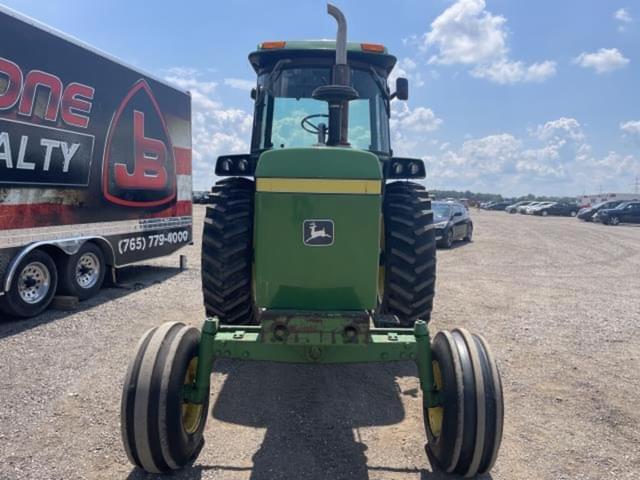 Image of John Deere 4240 equipment image 4