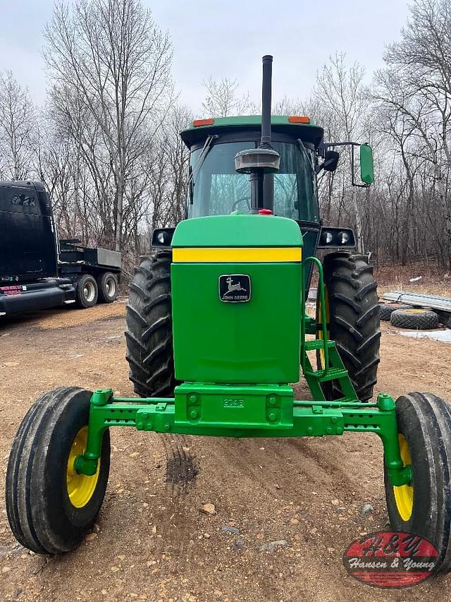 Image of John Deere 4240 equipment image 1