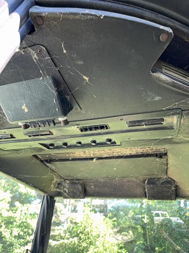 Image of John Deere 4240 equipment image 3