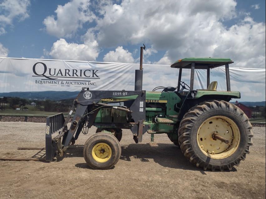 Image of John Deere 4240 Primary image