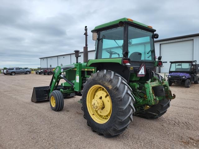 Image of John Deere 4240 equipment image 3