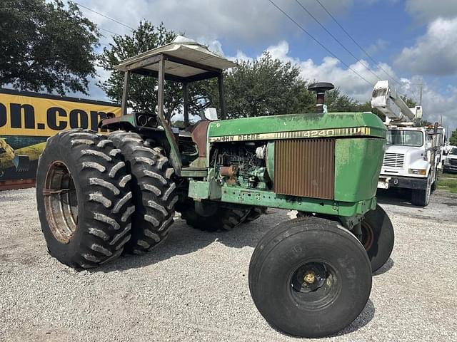 Image of John Deere 4240 equipment image 4