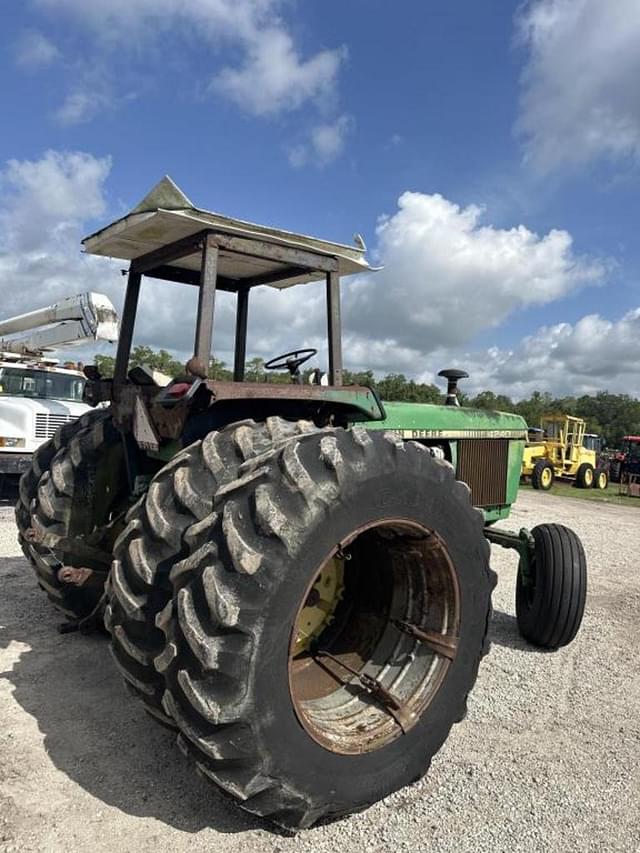 Image of John Deere 4240 equipment image 3