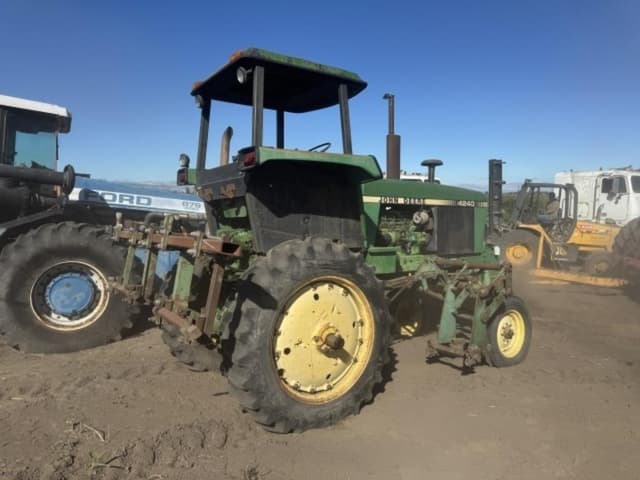 Image of John Deere 4240 equipment image 2