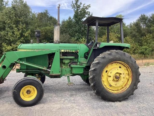 Image of John Deere 4240 equipment image 3