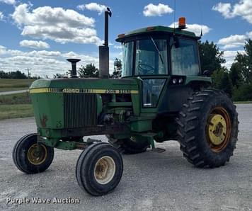 Main image John Deere 4240