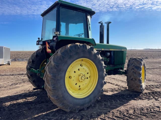 Image of John Deere 4240S equipment image 3