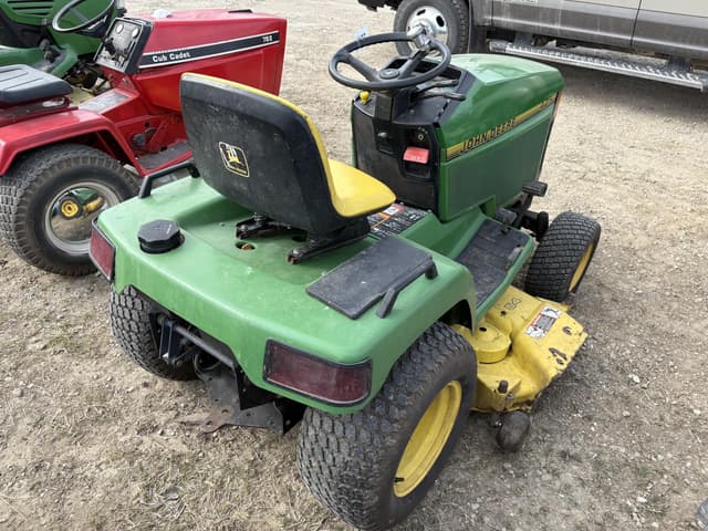 Image of John Deere 425 equipment image 2