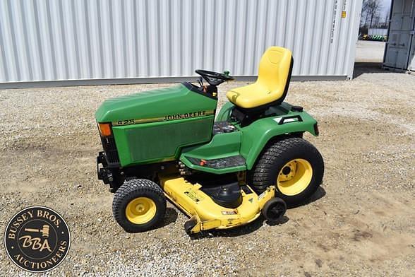 Image of John Deere 425 equipment image 3